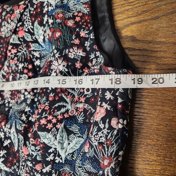 H&M Jacquard Weave Floral Size 10 - Picture 11 of 13